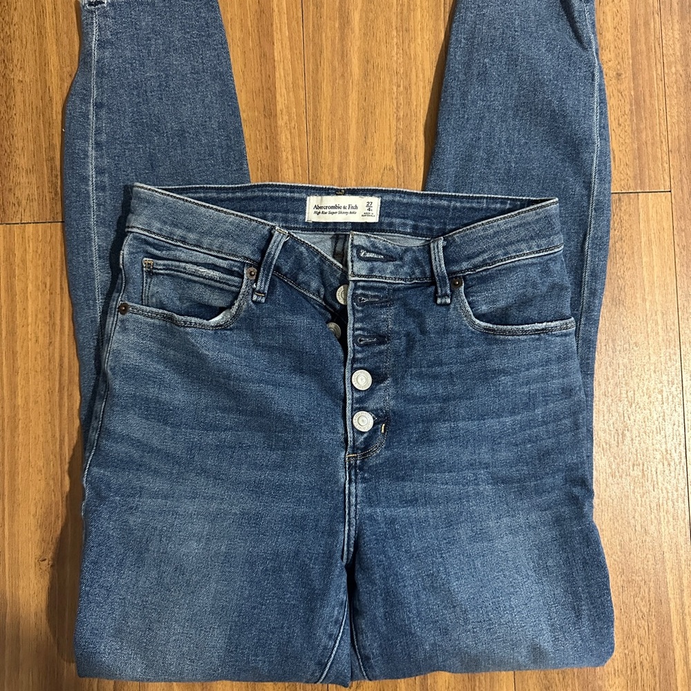 Abercrombie & Fitch high ride super skinny ankle jeans